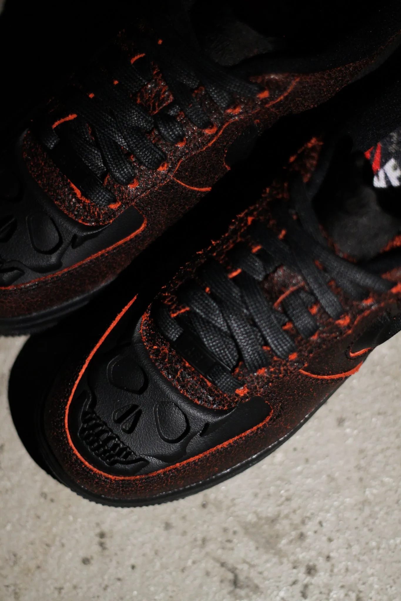 AIR FORCE 1 RETRO HWN QS "BLACK/CRIMSON"