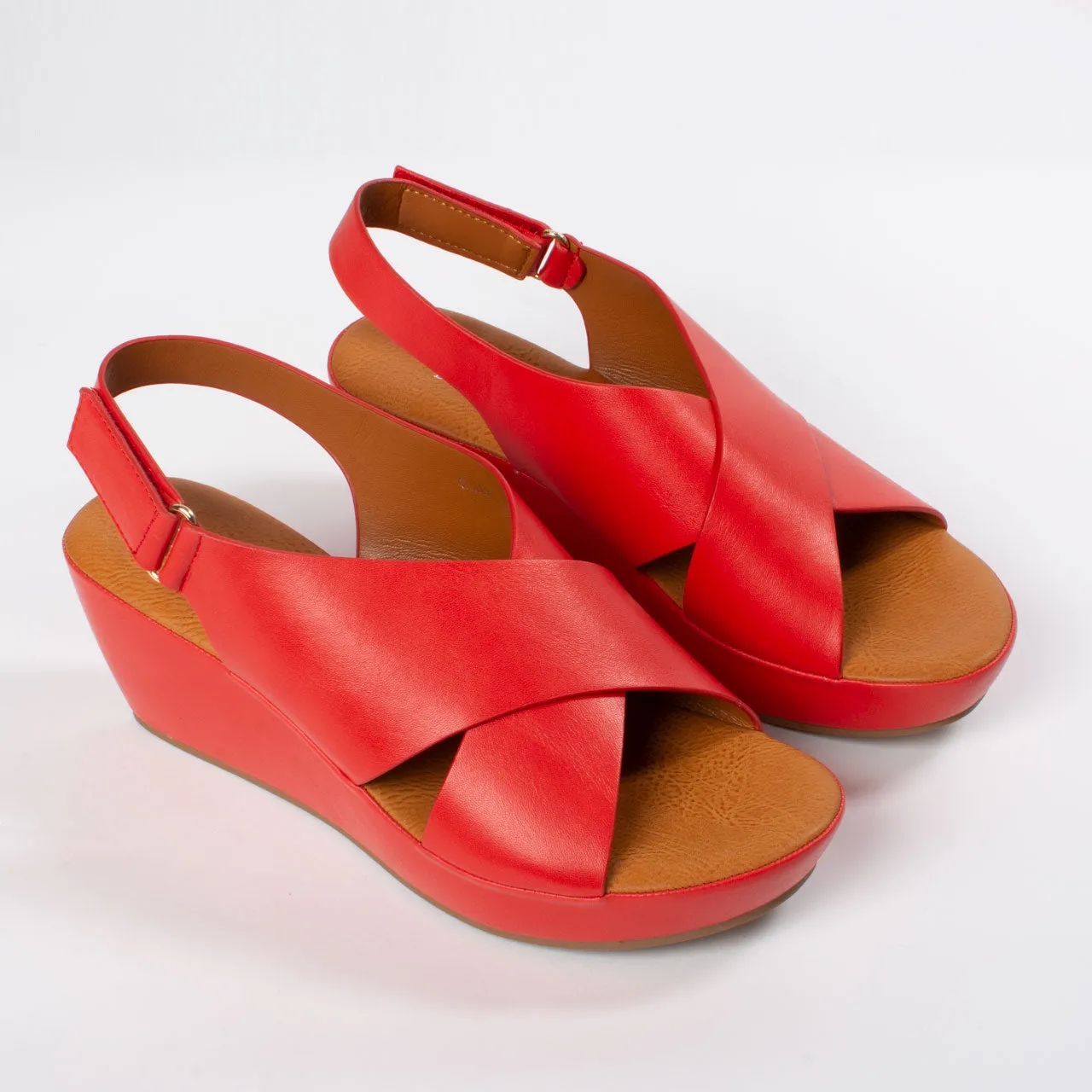 Clara Wedge | Red