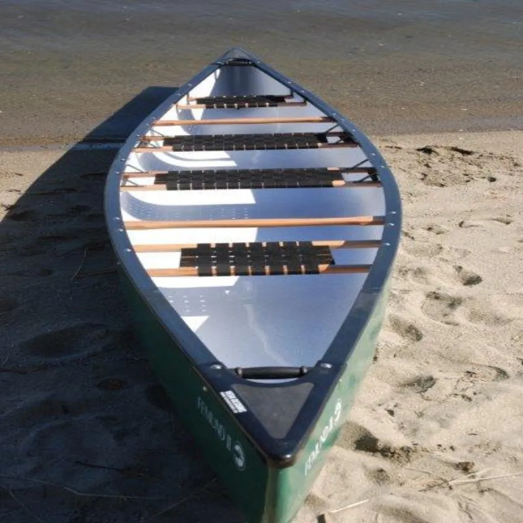 Escapade 400 - 4.85m 4-Person Canoe