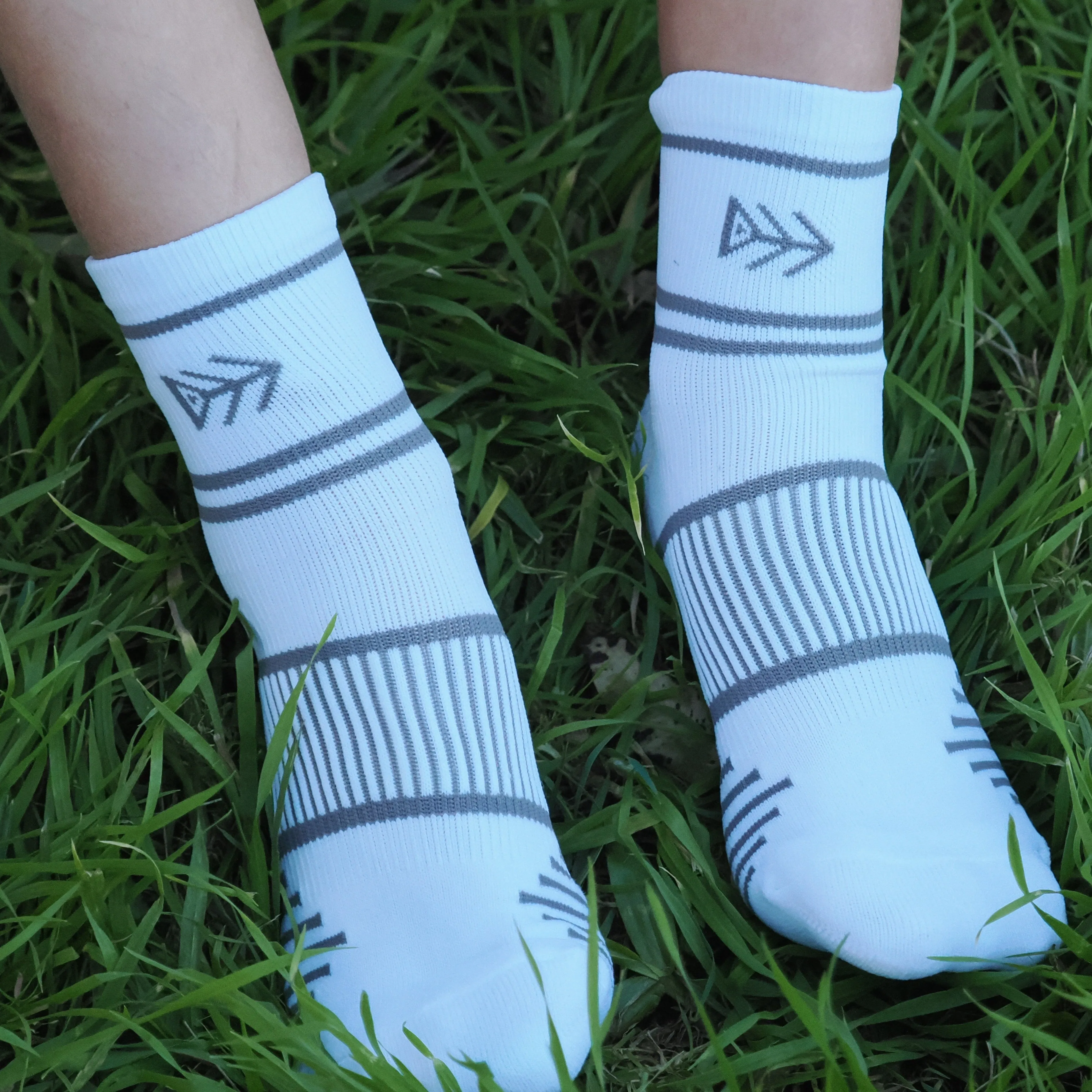 IMPI Shorter Crew Socks - White/Grey