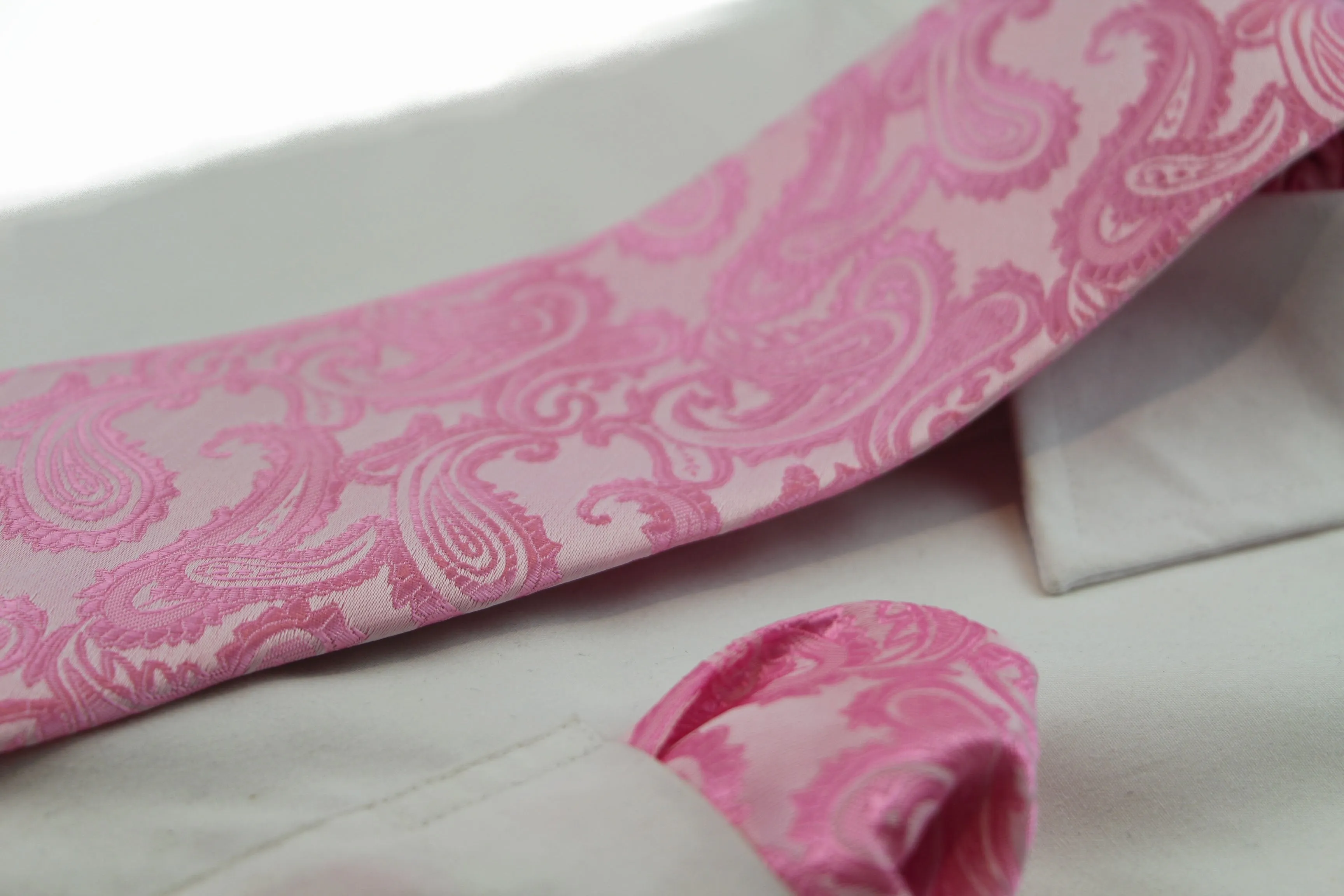 Mens Baby Pink & Pink Paisley Patterned Neck Tie & Matching Pocket Square Set