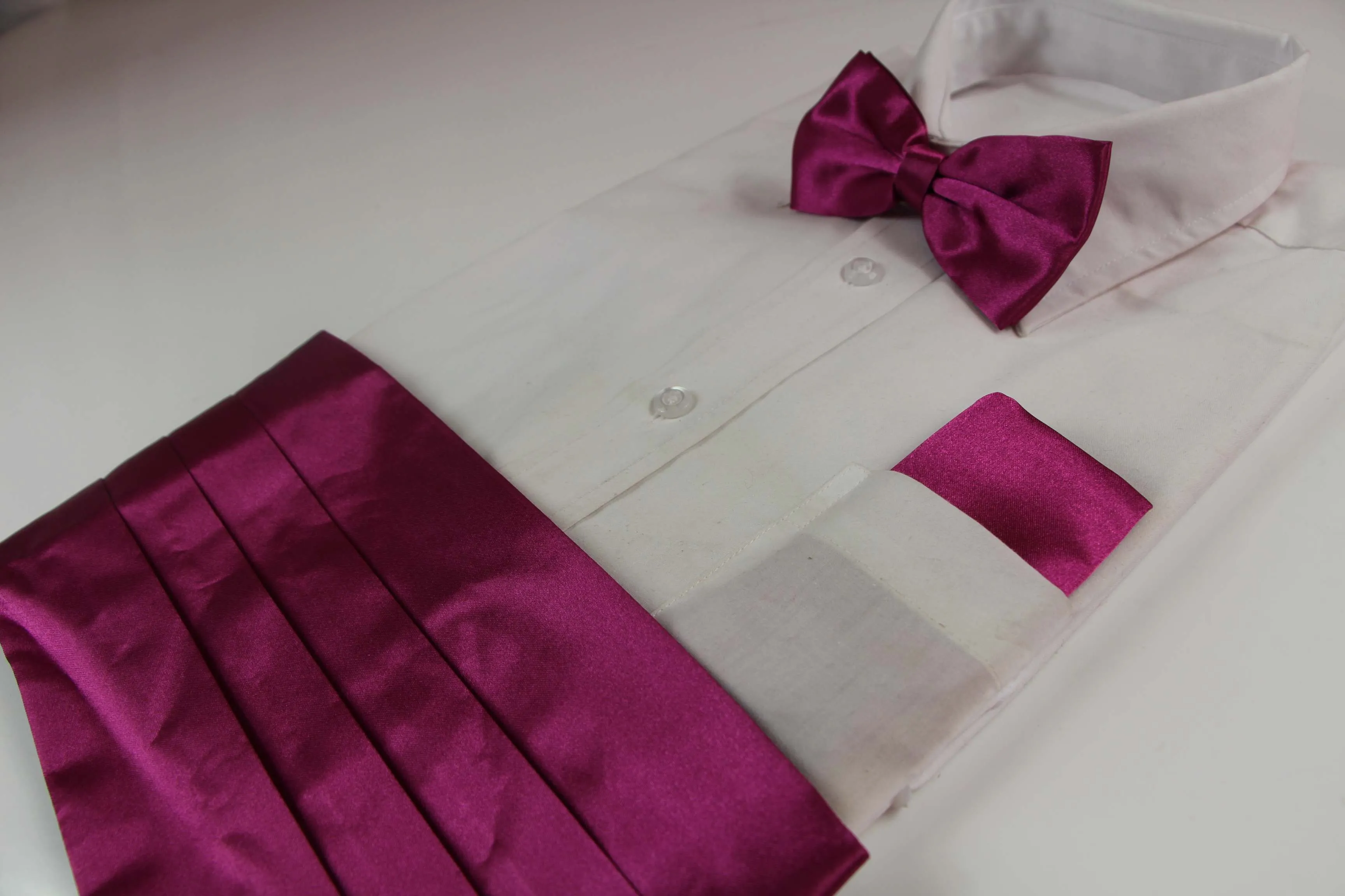 Mens Burgundy Cummerbund & Matching Plain Bow Tie And Pocket Square Set