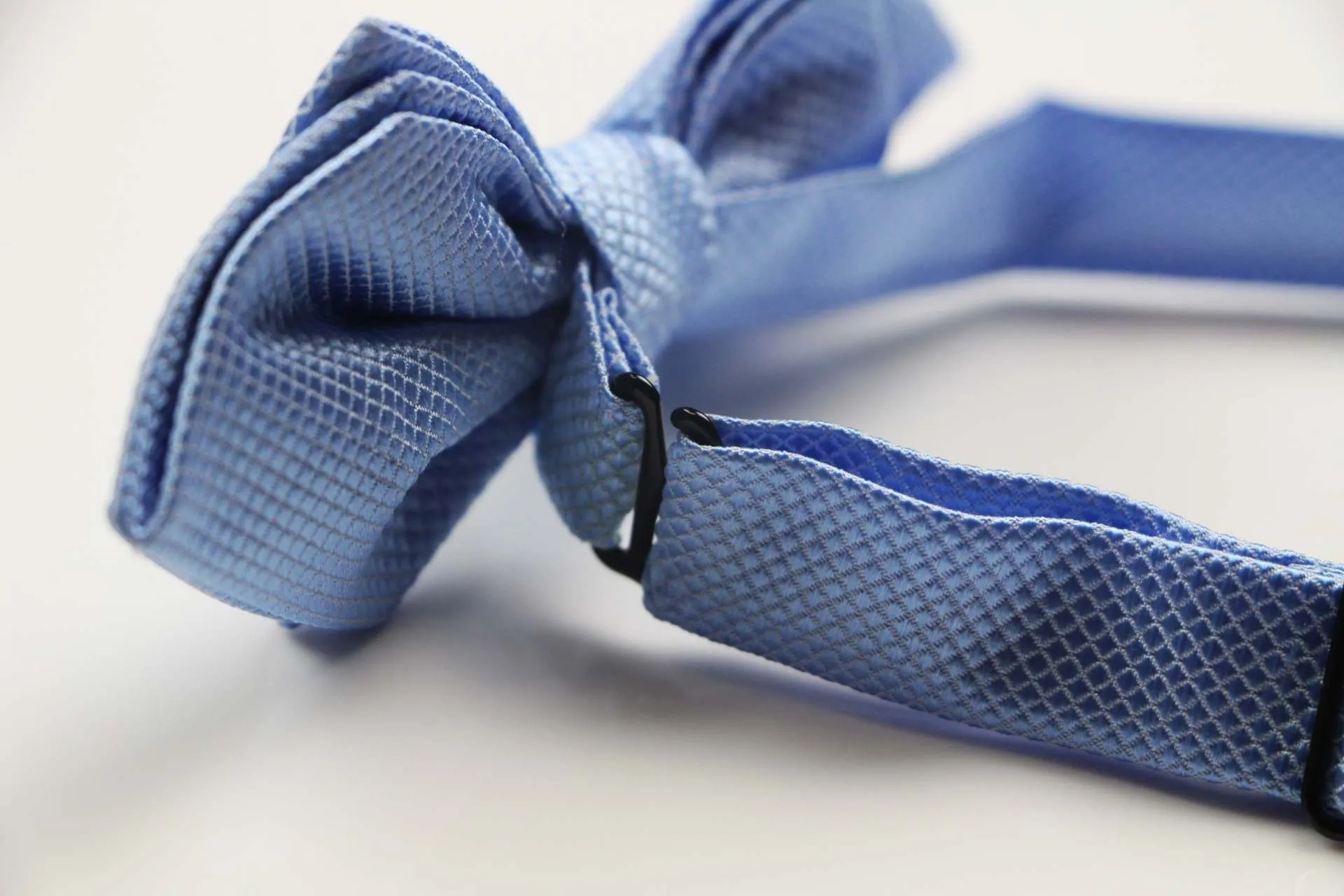 Mens Cornflower Blue Diamond Shaped Checkered Bow Tie