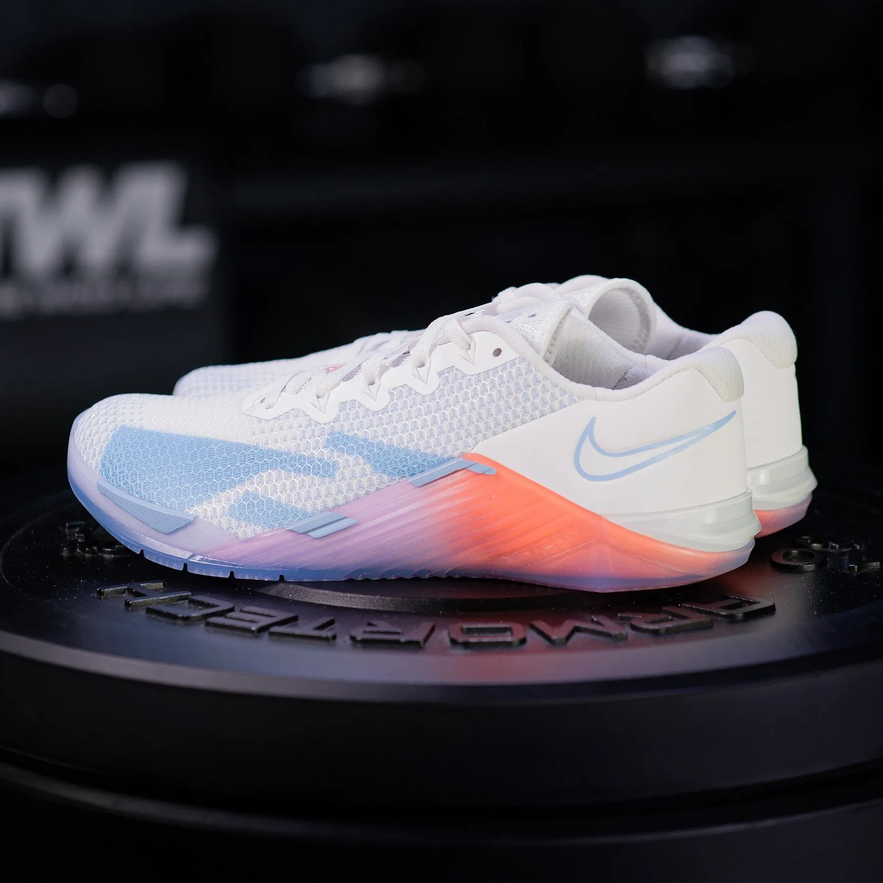 Nike - Metcon 5 Premium Women's Training Shoes - WHITE/PSYCHIC BLUE-HYPER CRIMSON-PINK