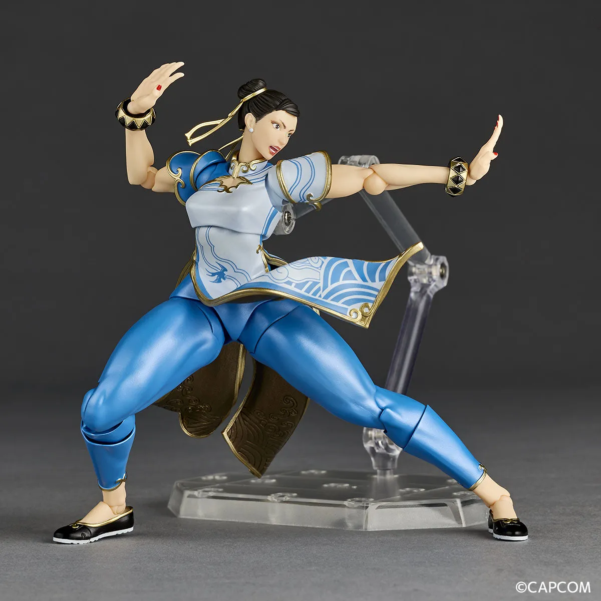 Revoltech Amazing Yamguchi Street Fighter Chun-Li