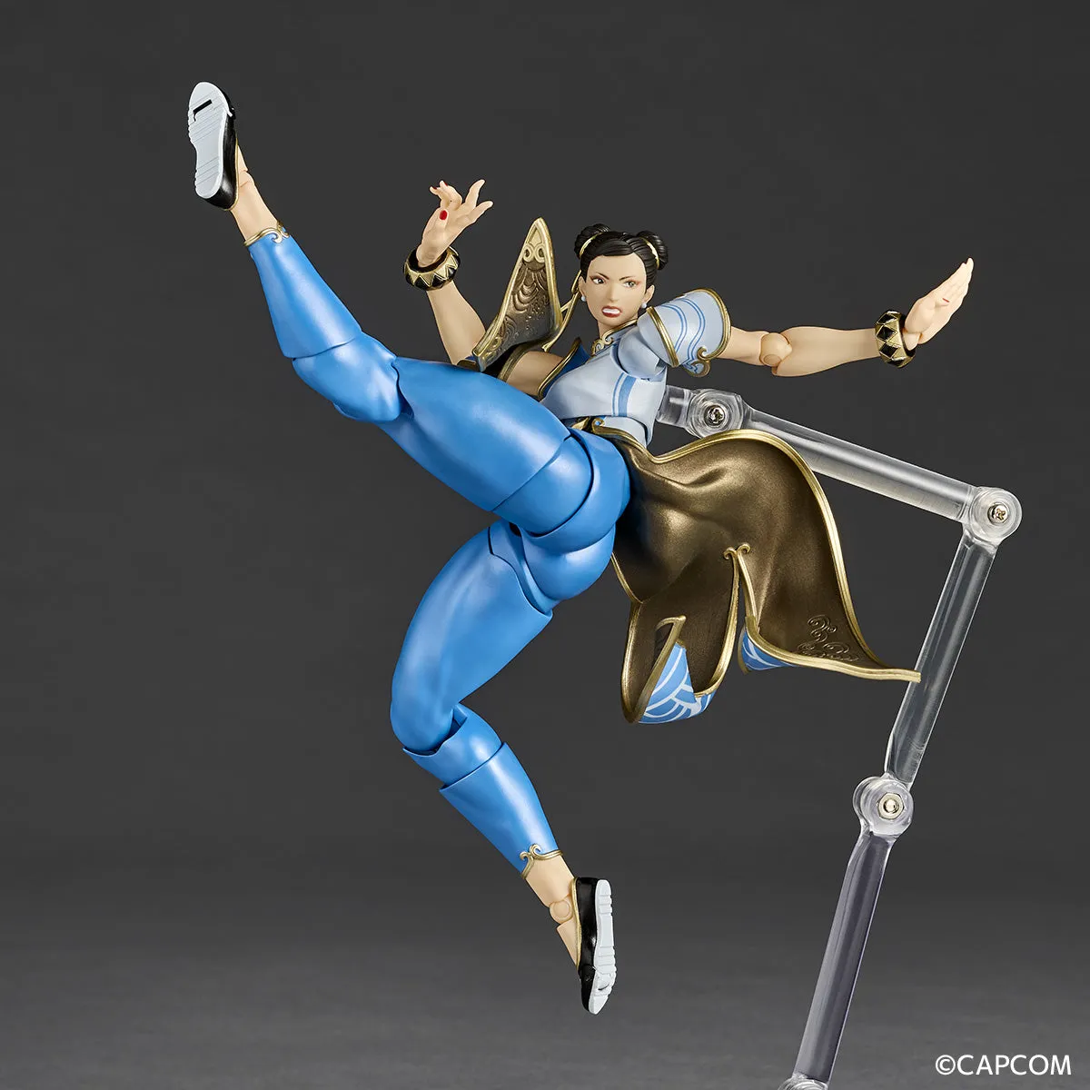 Revoltech Amazing Yamguchi Street Fighter Chun-Li